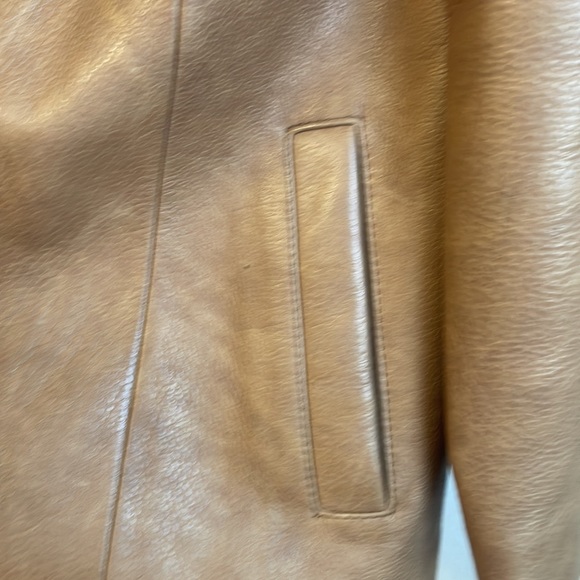 Heavy leather coat- fits like a medium - Picture 7 of 7